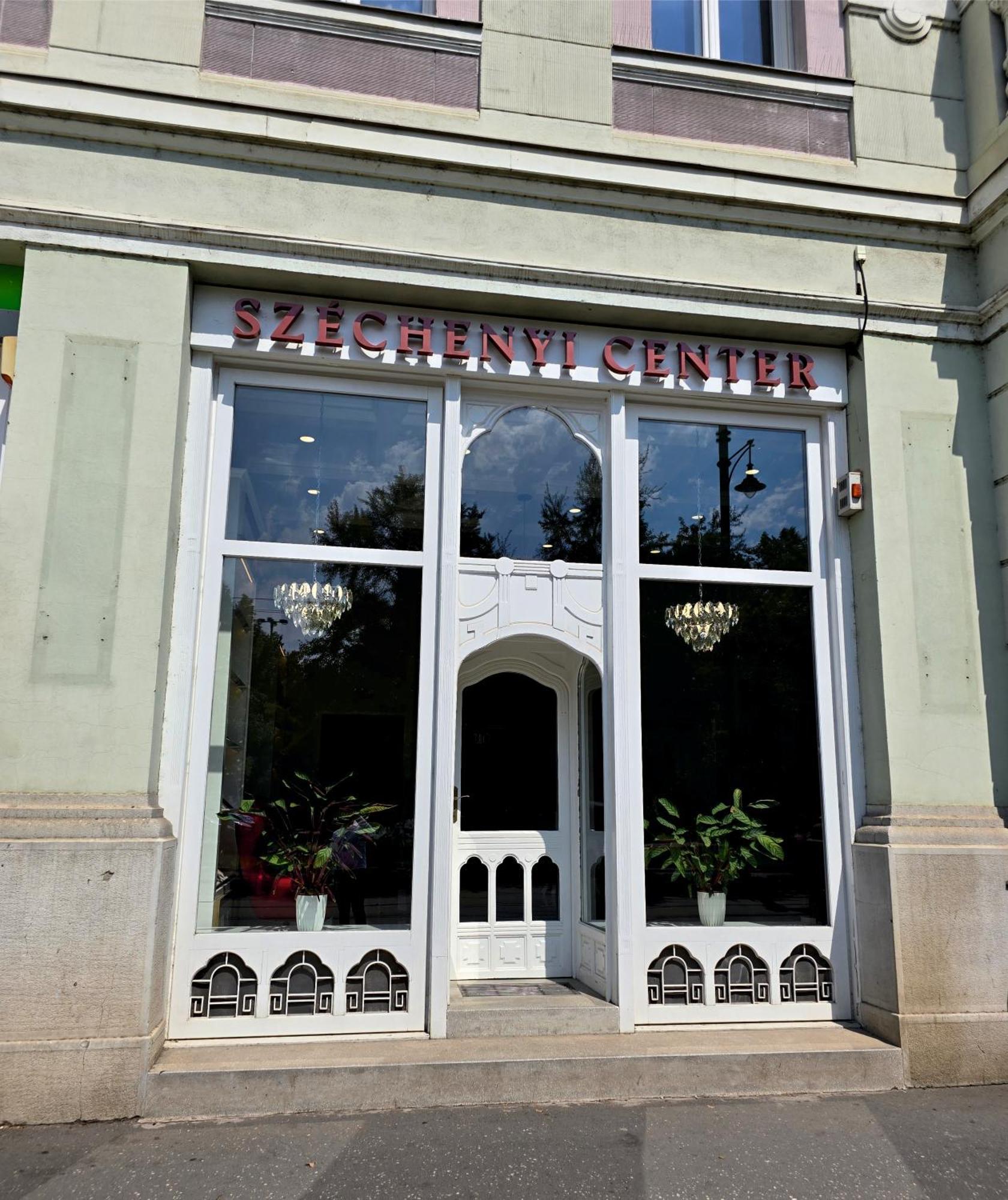 セゲド Szechenyi Centerアパートホテル エクステリア 写真